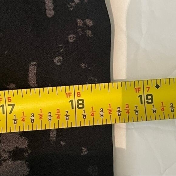 Elie Tahari Black Gray Athletic Wear Zippered Gorpcore Vented Dress Size M - Picture 13 of 14